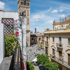 duplex-luxury-giralda-with-terrace.es-andalucia.com/